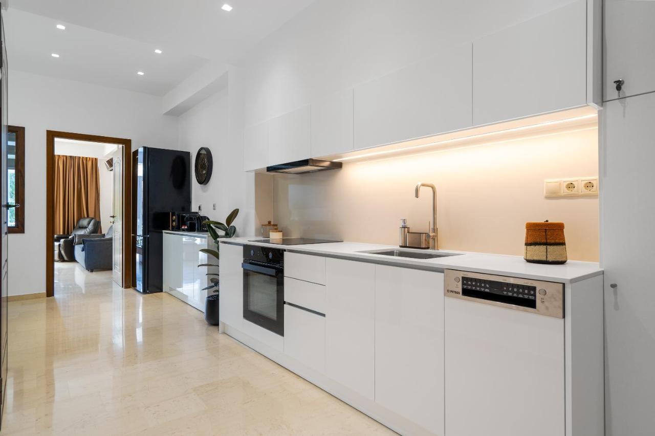 Luxury Suite In Downtown Heraklion  Exterior photo